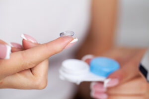 The Impact of Contact Lens Material on Comfort and Vision