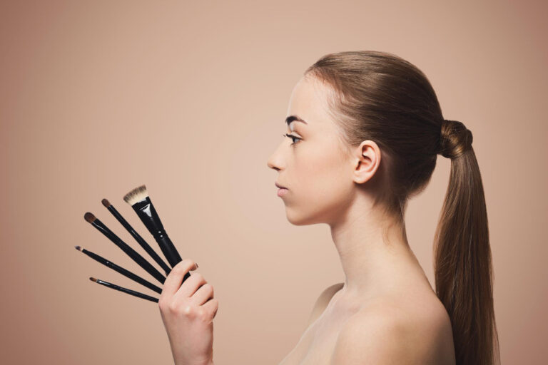 How to Fix Common Highlighter Mistakes: Blending, Placement, and Removal Tips