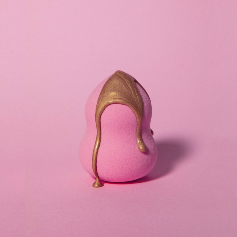 Pink Makeup Sponge - Foundation Blender