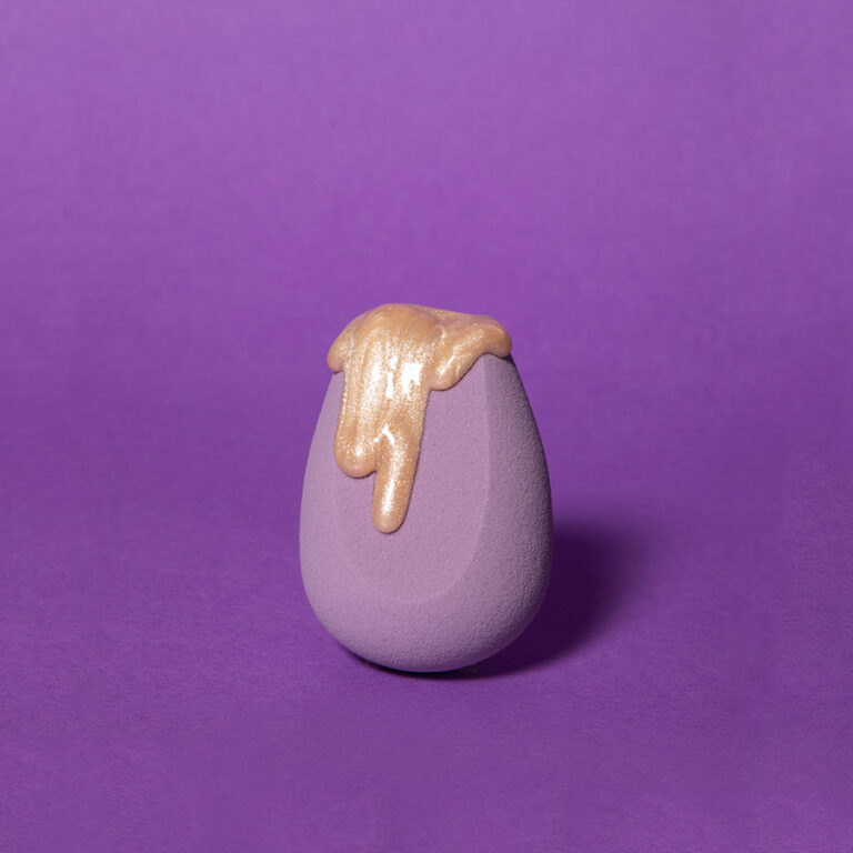 Purple Makeup Sponge - Foundation Blender